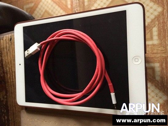 ���Ʊ������������iPhone������ ����1ԪǮ